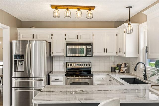 13939 W 150 Terrace, Olathe, KS 66062
