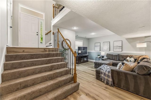 13939 W 150 Terrace, Olathe, KS 66062