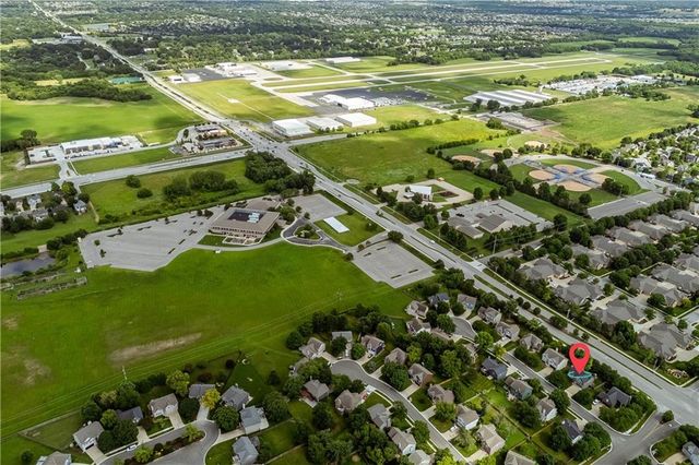 13939 W 150 Terrace, Olathe, KS 66062