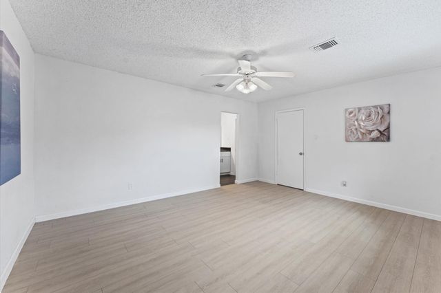 11335 Bayou Place Lane, Houston, TX 77099