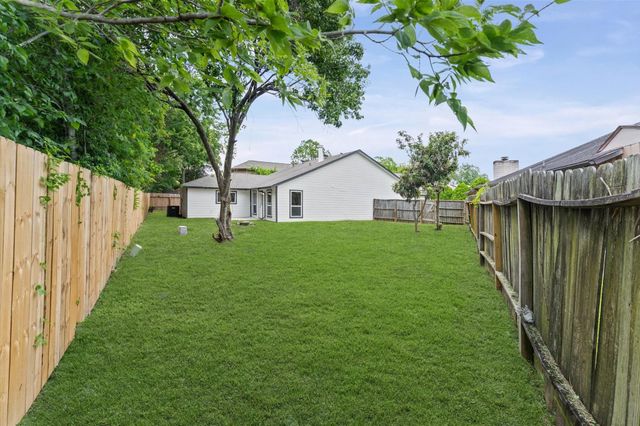 11335 Bayou Place Lane, Houston, TX 77099