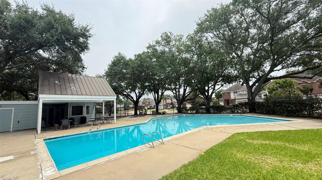 11335 Bayou Place Lane, Houston, TX 77099