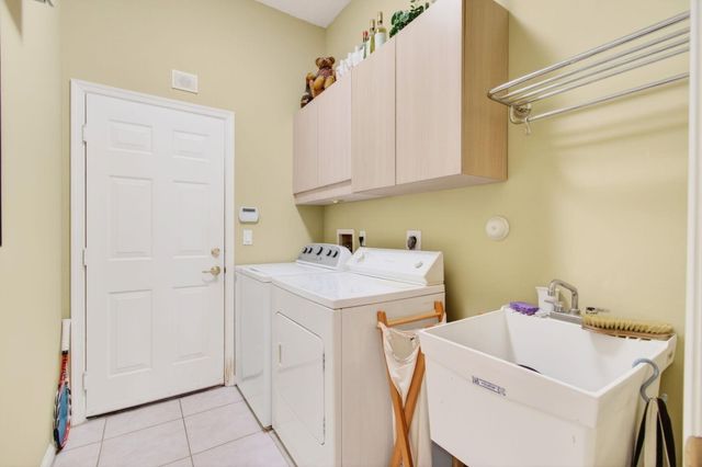 6862 Swansea Lane, Boynton Beach, FL 33472