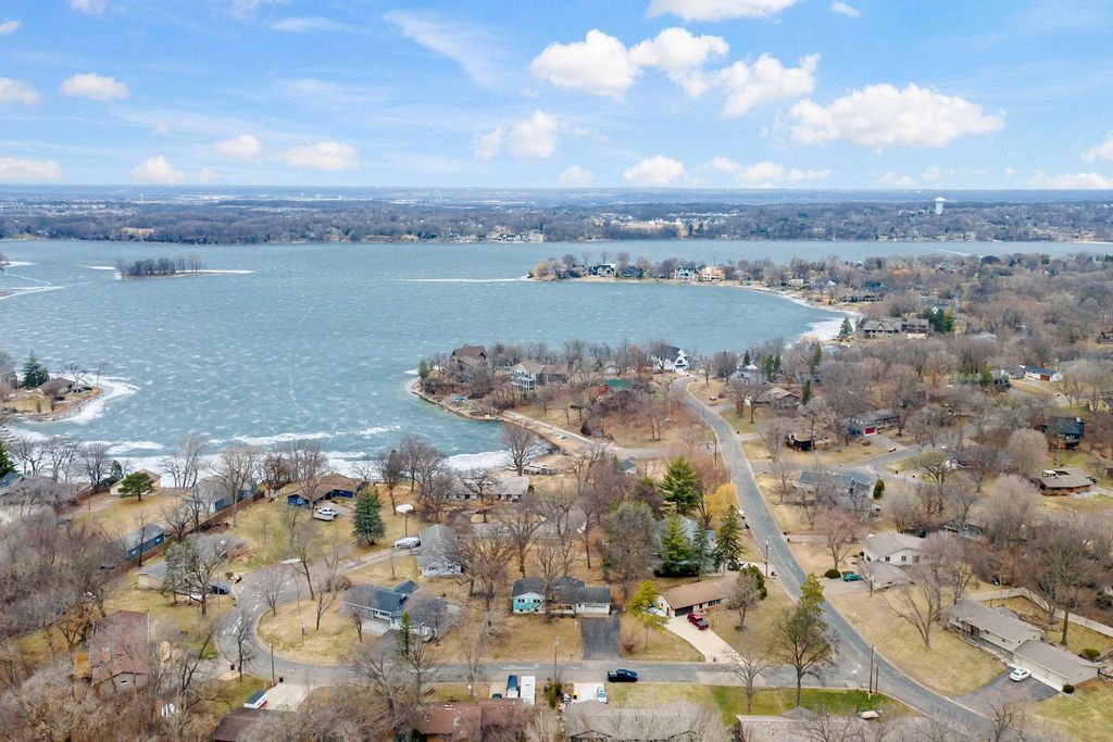 5338 Lemley Circle SE, Prior Lake, MN 55372
