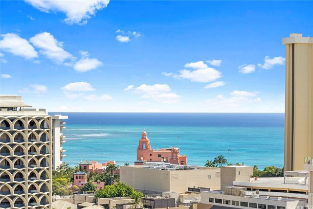 383 KALAIMOKU Street 2012, Honolulu, HI 96815