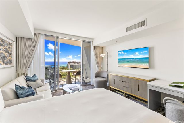 383 KALAIMOKU Street 2012, Honolulu, HI 96815