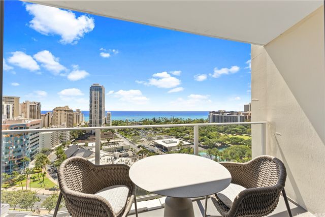 383 KALAIMOKU Street 2012, Honolulu, HI 96815