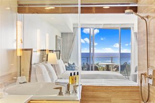 383 KALAIMOKU Street 2012, Honolulu, HI 96815