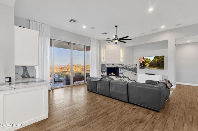 10827 N SONORA Vista, Fountain Hills, AZ 85268