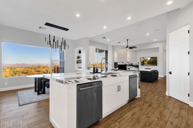 10827 N SONORA Vista, Fountain Hills, AZ 85268