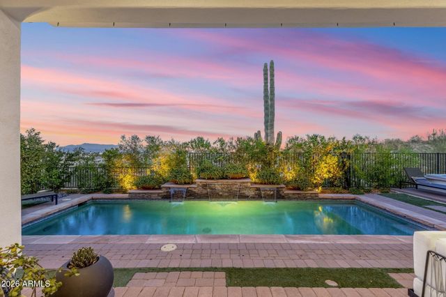 10827 N SONORA Vista, Fountain Hills, AZ 85268