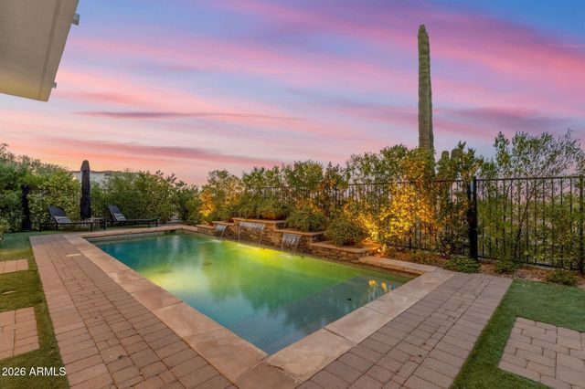 10827 N SONORA Vista, Fountain Hills, AZ 85268