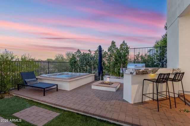 10827 N SONORA Vista, Fountain Hills, AZ 85268