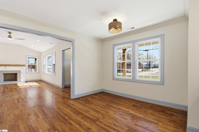 4 Wembley Road, Greenville, SC 29607