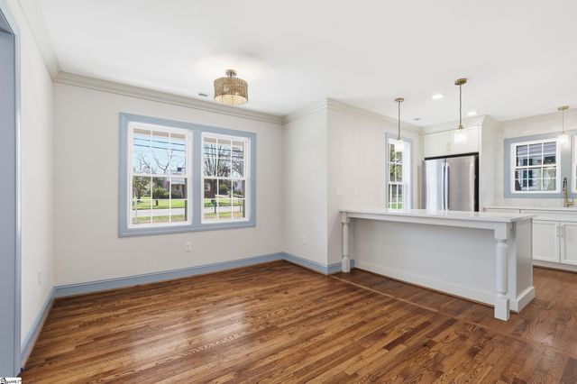 4 Wembley Road, Greenville, SC 29607