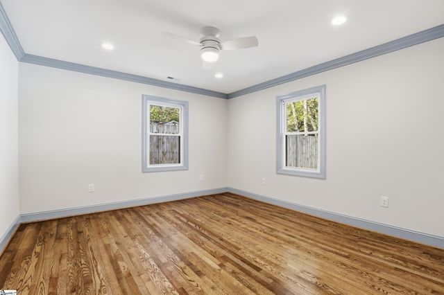 4 Wembley Road, Greenville, SC 29607