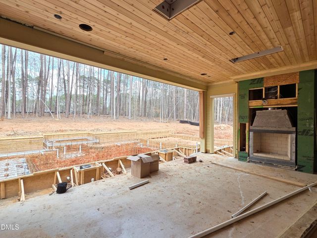 6460 Sanctuary Falls Drive, Raleigh, NC 27614