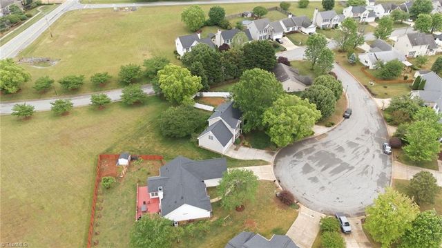 3659 Canopy Oak Court, High Point, NC 27265