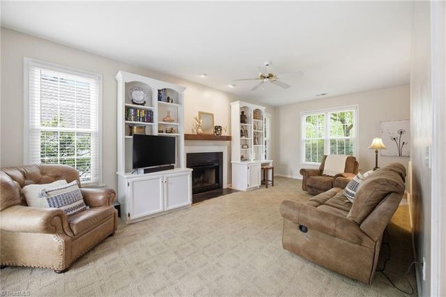 3659 Canopy Oak Court, High Point, NC 27265