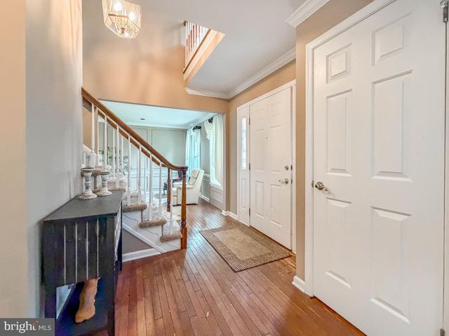 29 ADDINGTON DR, Feasterville Trevose, PA 19053
