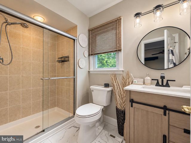 29 ADDINGTON DR, Feasterville Trevose, PA 19053