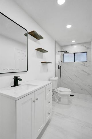 1818 Adventure Pl, North Lauderdale, FL 33068