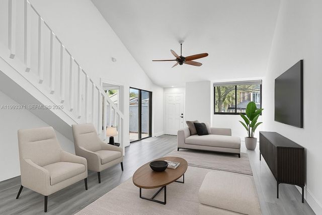 1818 Adventure Pl, North Lauderdale, FL 33068