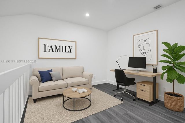 1818 Adventure Pl, North Lauderdale, FL 33068