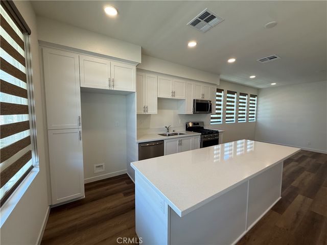 35 Bigsby Drive, Stanton, CA 90680