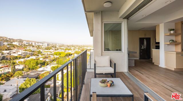 818 N Doheny Drive 1107, West Hollywood, CA 90069