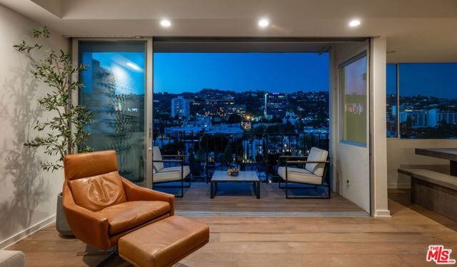 818 N Doheny Drive 1107, West Hollywood, CA 90069