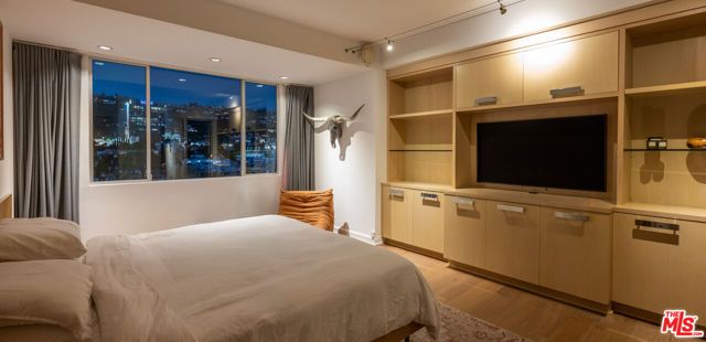 818 N Doheny Drive 1107, West Hollywood, CA 90069