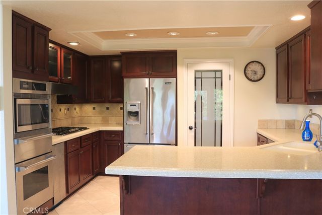 4310 E Terra Vista Ln, Anaheim Hills, CA 92807