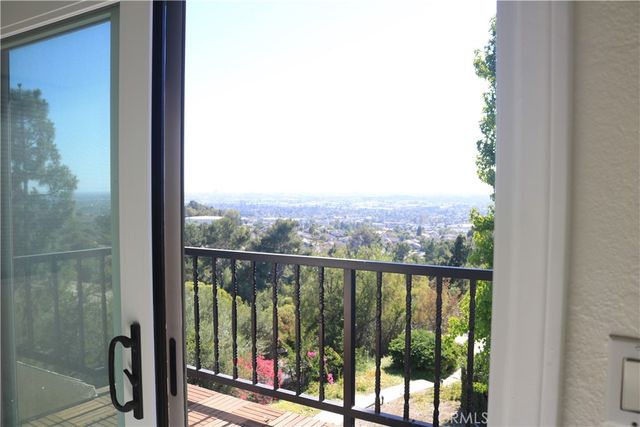 4310 E Terra Vista Ln, Anaheim Hills, CA 92807