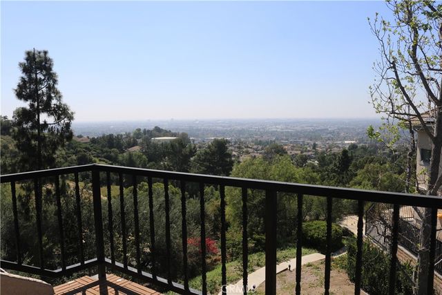 4310 E Terra Vista Ln, Anaheim Hills, CA 92807