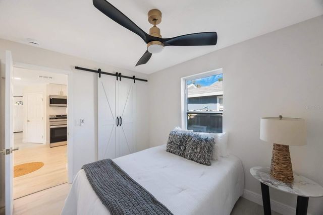 1160 36TH AVENUE N, St Petersburg, FL 33704