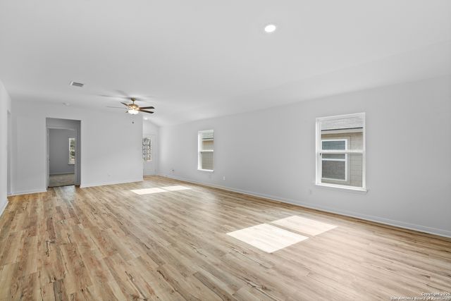 15038 Telfaire Meadow, Von Ormy, TX 78073