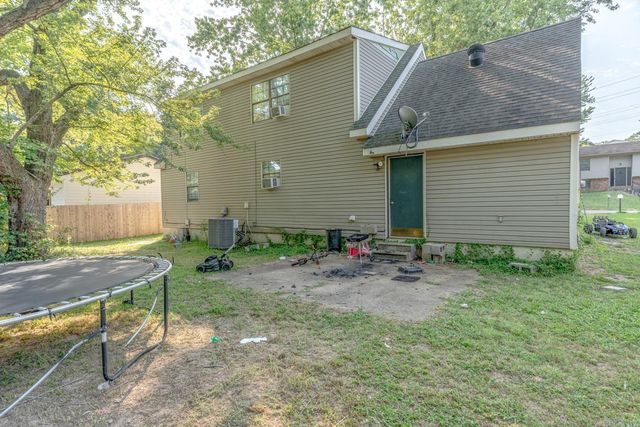 2010 Cenwood Dr, Jonesboro, AR 72401