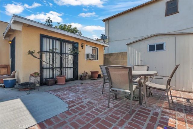 8148 Madison Ave, South Gate, CA 90280