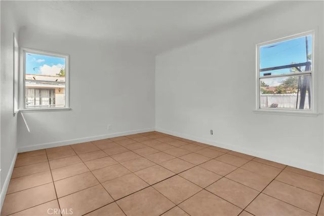 8148 Madison Ave, South Gate, CA 90280