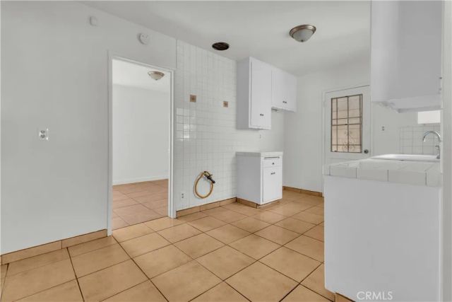 8148 Madison Ave, South Gate, CA 90280