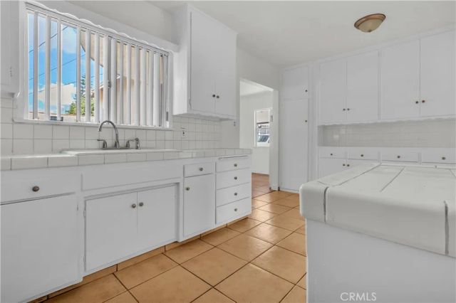 8148 Madison Ave, South Gate, CA 90280