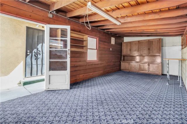 8148 Madison Ave, South Gate, CA 90280