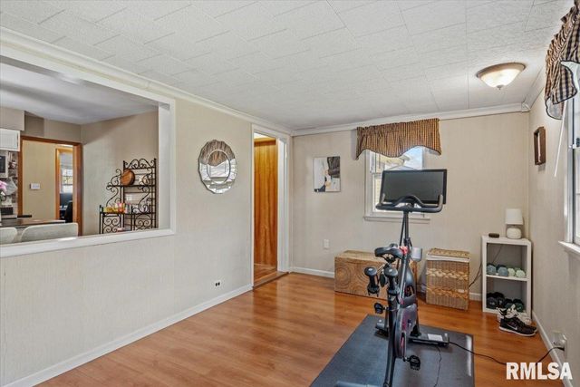 2118 W LAWRENCE Avenue, Springfield, IL 62704