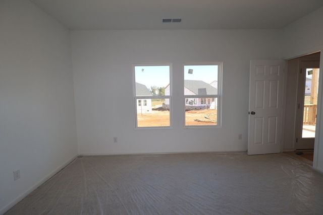 1721 Sharpstone Drive, Columbia, TN 38401