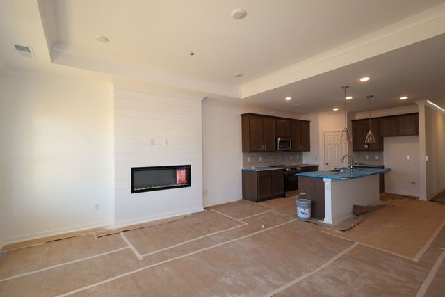 1721 Sharpstone Drive, Columbia, TN 38401