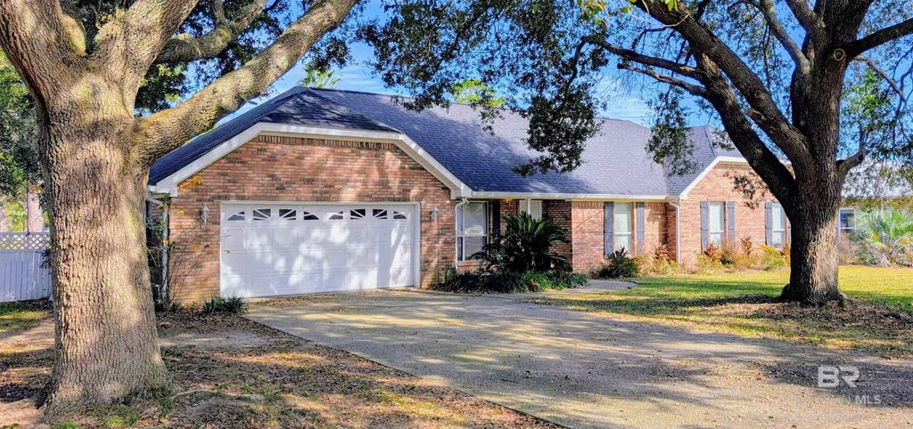 9168 Clubhouse Drive, Foley, AL 36535