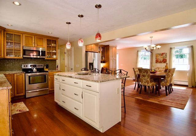 326 Flynt St, Palmer, MA 01069