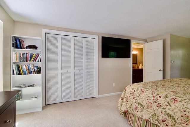 326 Flynt St, Palmer, MA 01069