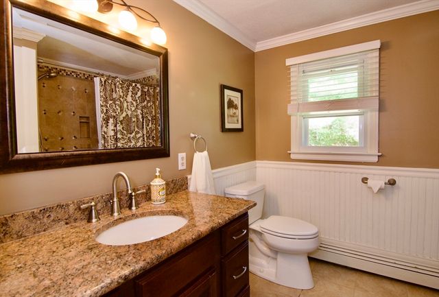 326 Flynt St, Palmer, MA 01069